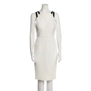 Elegant White Dress with Black Straps size 8 like new